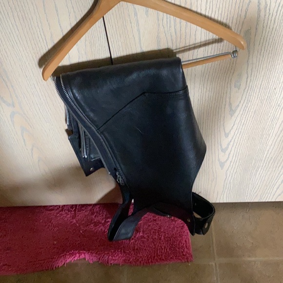 Vintage leather Jacket and matching Chaps - Picture 4 of 5